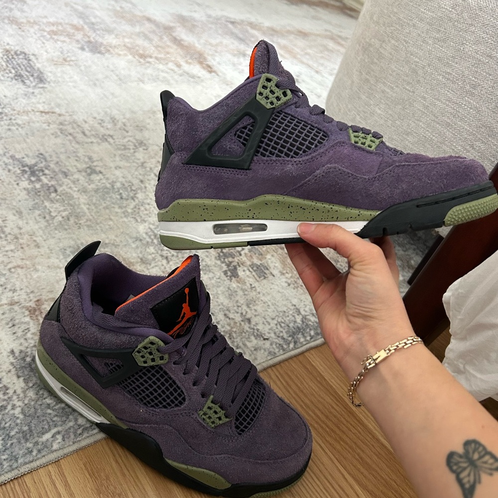 Air Jordan 4 Retro 'Canyon Purple Womens size 7.5
